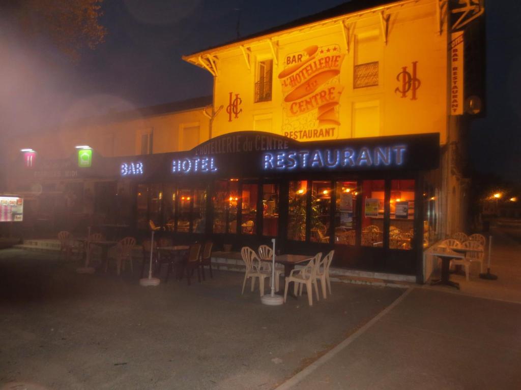 Hotellerie Du Centre Salies-du-Salat Eksteriør billede
