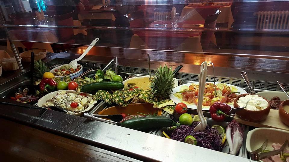 Hotellerie Du Centre Salies-du-Salat Eksteriør billede